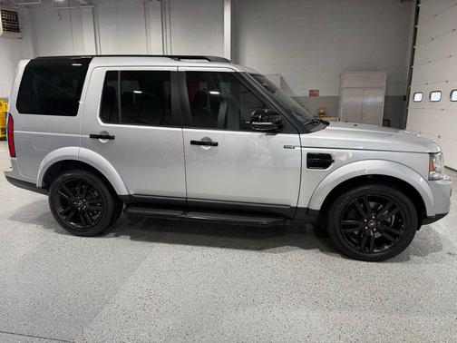2016 Land Rover LR4 Base