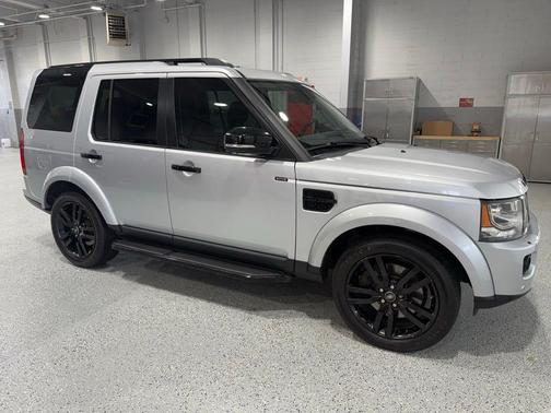 2016 Land Rover LR4 Base