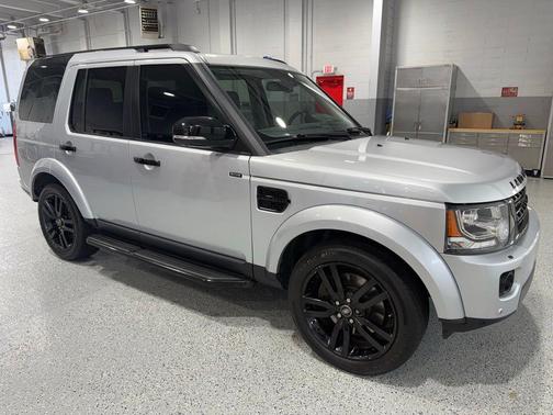 2016 Land Rover LR4 Base