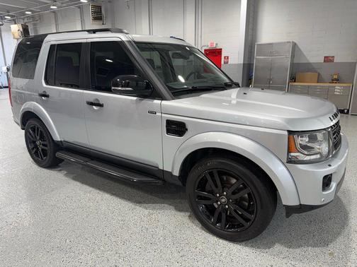 2016 Land Rover LR4 Base