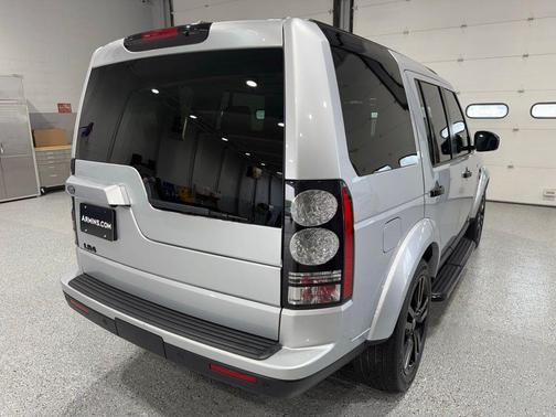 2016 Land Rover LR4 Base