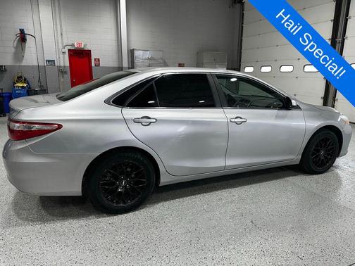 Celestial Silver Metallic 2016 Toyota Camry LE