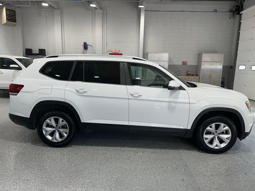 2019 Volkswagen Atlas 3.6L SE w/Technology