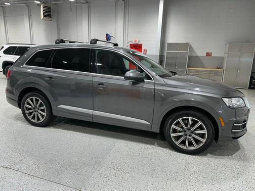 2019 Audi Q7 55 Prestige