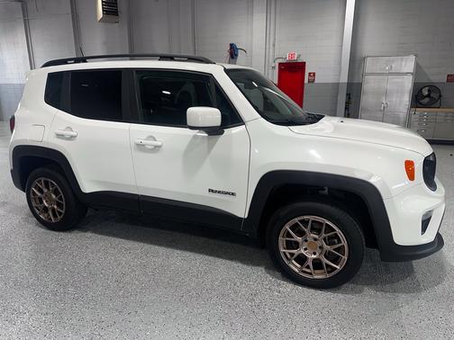 Alpine White Clearcoat 2020 Jeep Renegade Latitude