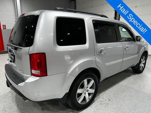 Silver 2015 Honda Pilot Touring