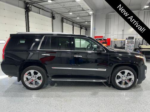 2016 Cadillac Escalade Luxury