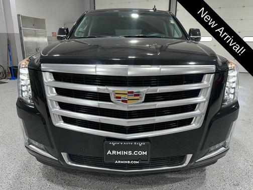 2016 Cadillac Escalade Luxury