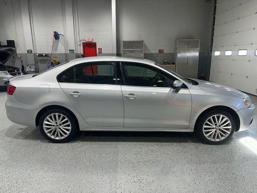 2014 Volkswagen Jetta Auto SEL