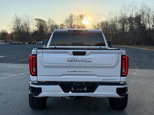 2021 GMC Sierra 2500 Denali