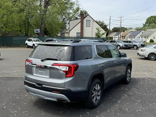 2023 GMC Acadia AWD SLT