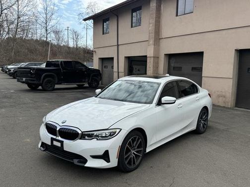 2022 BMW 330 xDrive