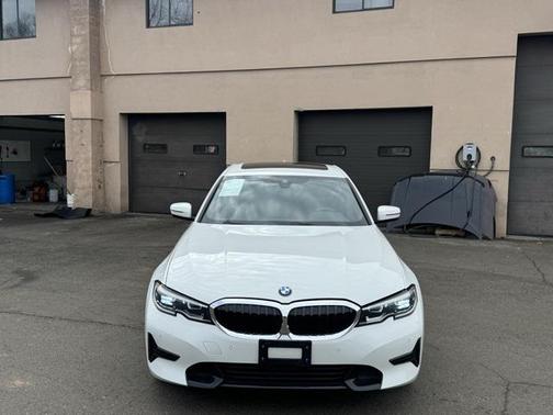 2022 BMW 330 xDrive