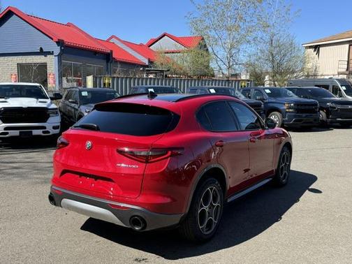2022 Alfa Romeo Stelvio Ti