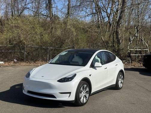 2024 Tesla Model Y Long Range Dual Motor All-Wheel Drive
