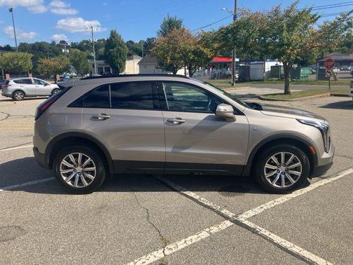 2023 Cadillac XT4 Sport