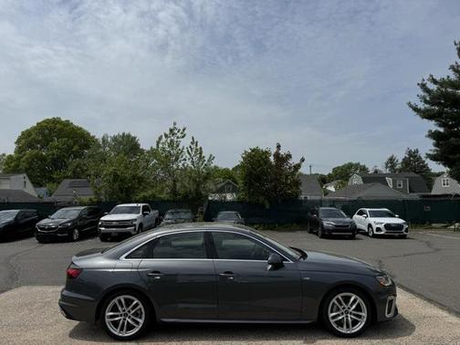 2023 Audi A4 45 S line Premium Plus