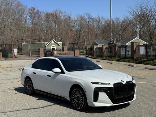 2024 BMW i7 eDrive50