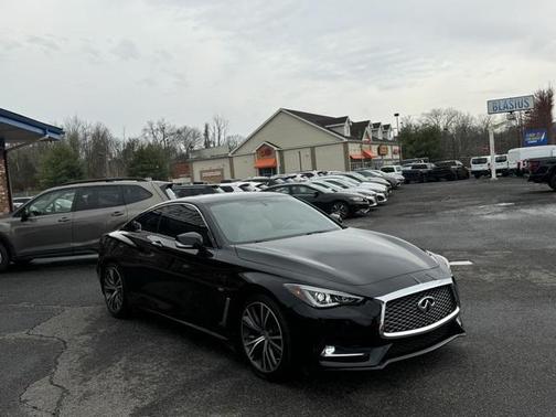 2017 INFINITI Q60 3.0T Premium