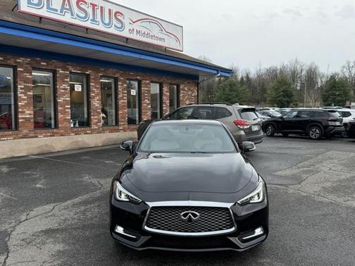2017 INFINITI Q60 3.0T Premium
