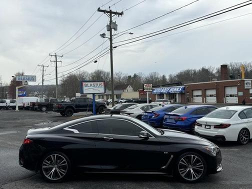 2017 INFINITI Q60 3.0T Premium