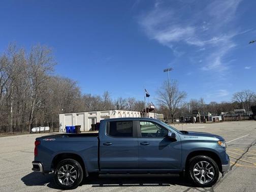 2024 Chevrolet Silverado 1500 LT