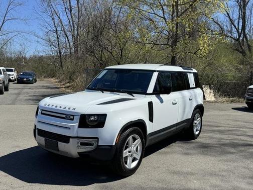 2020 Land Rover Defender 110 SE