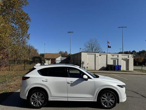 2022 Mazda CX-5 Signature