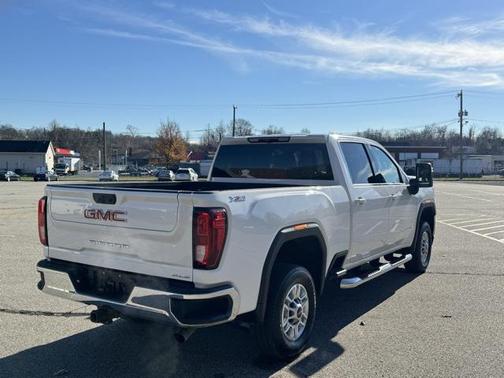 2022 GMC Sierra 2500 SLE