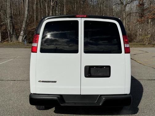 2025 Chevrolet Express 3500 RWD 3500 Extended Wheelbase LS