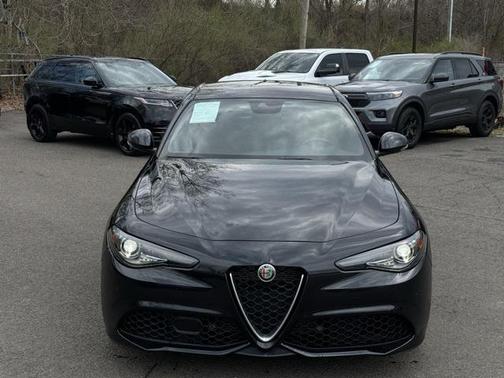 2022 Alfa Romeo Giulia Ti