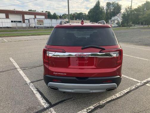 2023 GMC Acadia FWD SLT