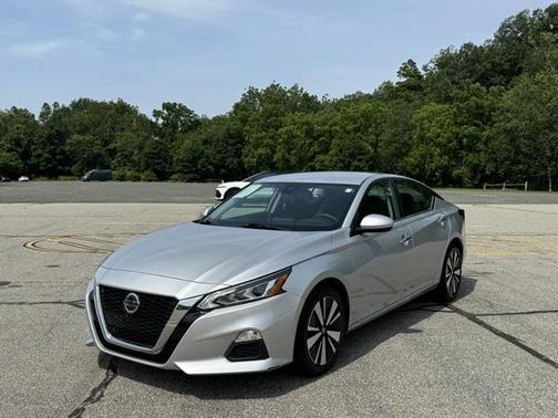 2021 Nissan Altima 2.5 SV