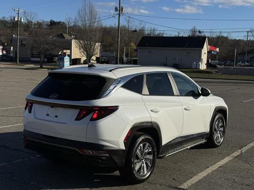 2024 Hyundai TUCSON Hybrid Blue