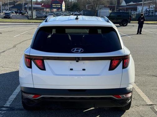 2024 Hyundai TUCSON Hybrid Blue
