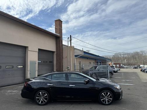 2021 Nissan Maxima 3.5 SV