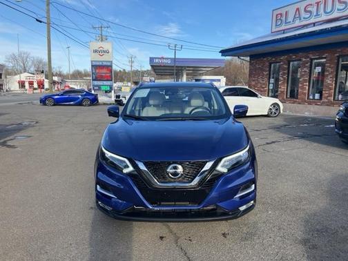 2021 Nissan Rogue Sport SL