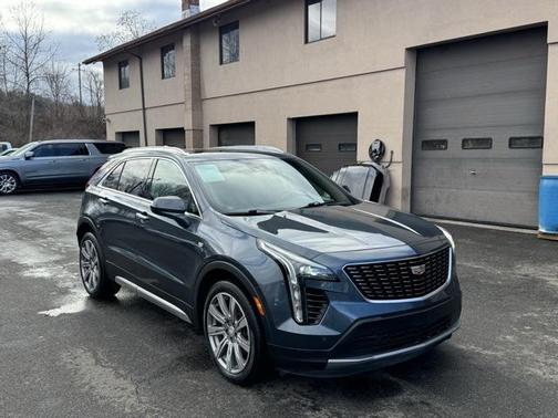 2019 Cadillac XT4 Premium Luxury