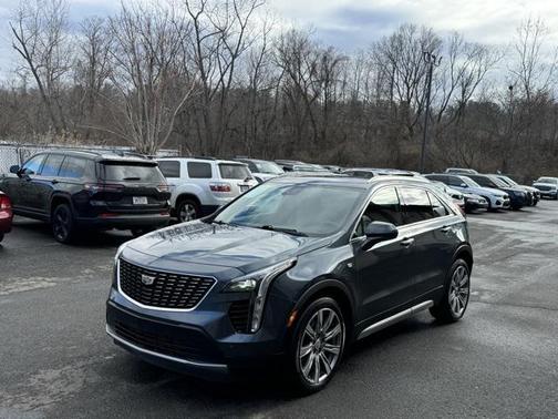 2019 Cadillac XT4 Premium Luxury
