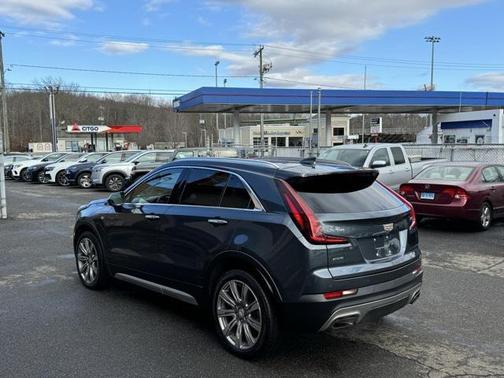 2019 Cadillac XT4 Premium Luxury