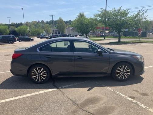 2019 Subaru Legacy Base