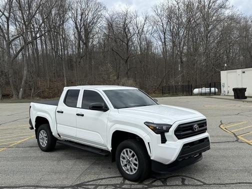 2024 Toyota Tacoma SR