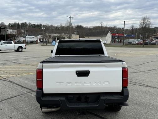 2024 Toyota Tacoma SR