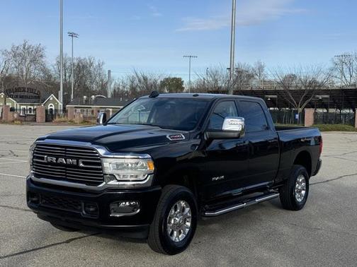 2024 RAM 2500 Laramie Crew Cab 4x4 6'4' Box