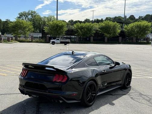 2022 Ford Mustang GT