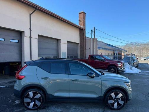 2023 Volvo XC40 Recharge Pure Electric Twin Ultimate