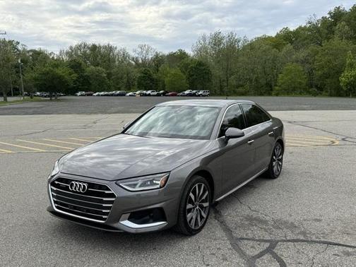 2022 Audi A4 40 Premium