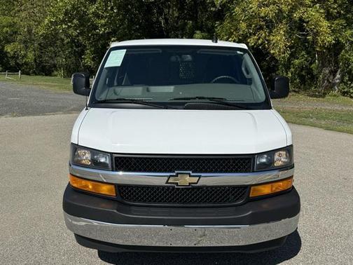 2023 Chevrolet Express 2500 RWD 2500 Regular Wheelbase WT