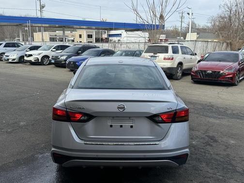 2022 Nissan Altima 2.5 SV