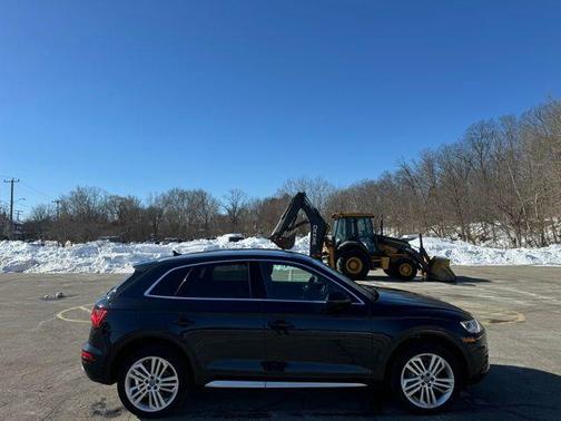 2018 Audi Q5 2.0T Tech Premium